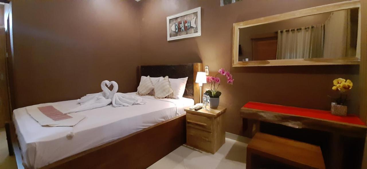 The Point Surfcamp Bali Hotell Pulukan Exteriör bild
