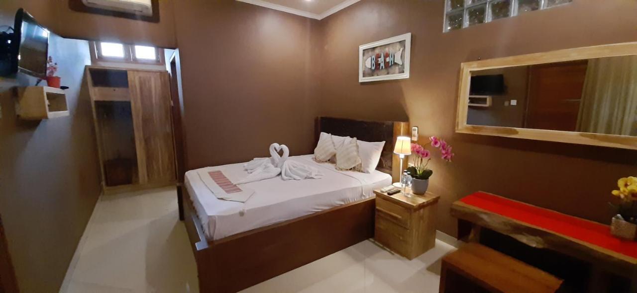 The Point Surfcamp Bali Hotell Pulukan Exteriör bild